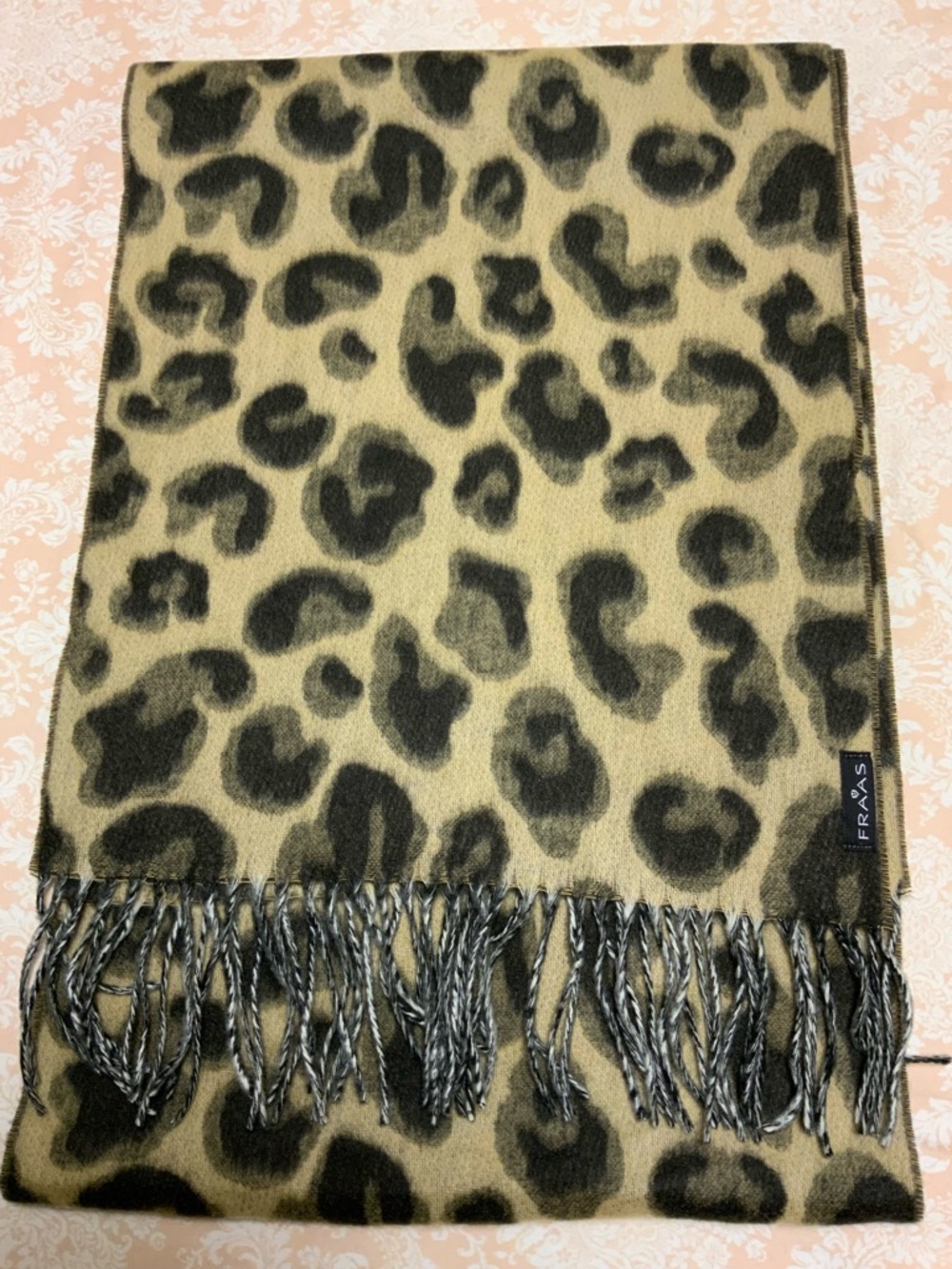 V. FRAAS Leopard Print Scarf in Olive and Black